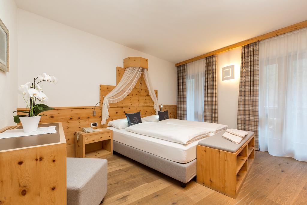 Hotel Bel Sit Corvara In Badia Exterior foto