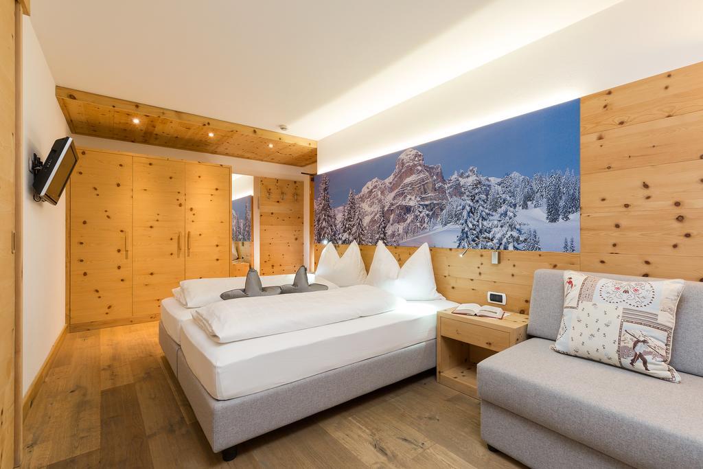 Hotel Bel Sit Corvara In Badia Exterior foto